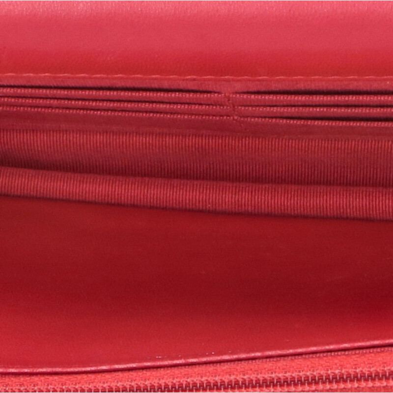 CHANEL Matelassé Lambskin Chain Wallet Size ONE SIZE