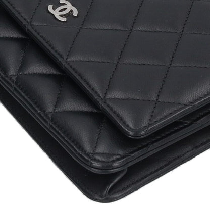 CHANEL Classic Lambskin Chain Wallet Size ONE SIZE