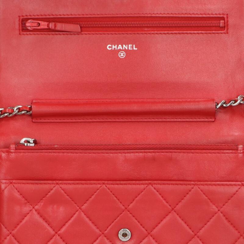 CHANEL Lambskin Chain Wallet Red/Silver Size ONE SIZE