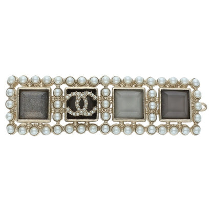CHANEL G21V Faux Pearl Hair Clip Barrette Gold/White