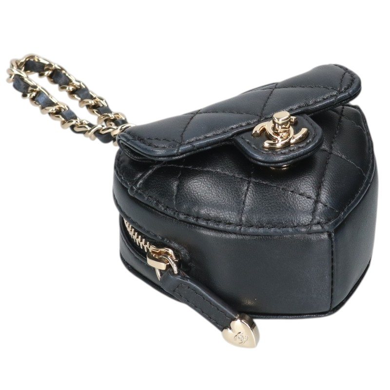 CHANEL 25AW Matelasse Mini Heart Lambskin Bag Size ONE SIZE