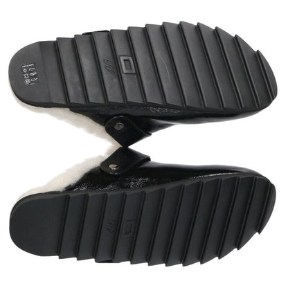 Roger Vivier Black Shearling Mouton Leather Sandals Size 40