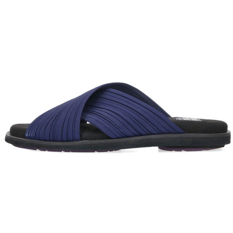 Issey Miyake Pleated Strap Sandals Navy x Black Size 24.5CM