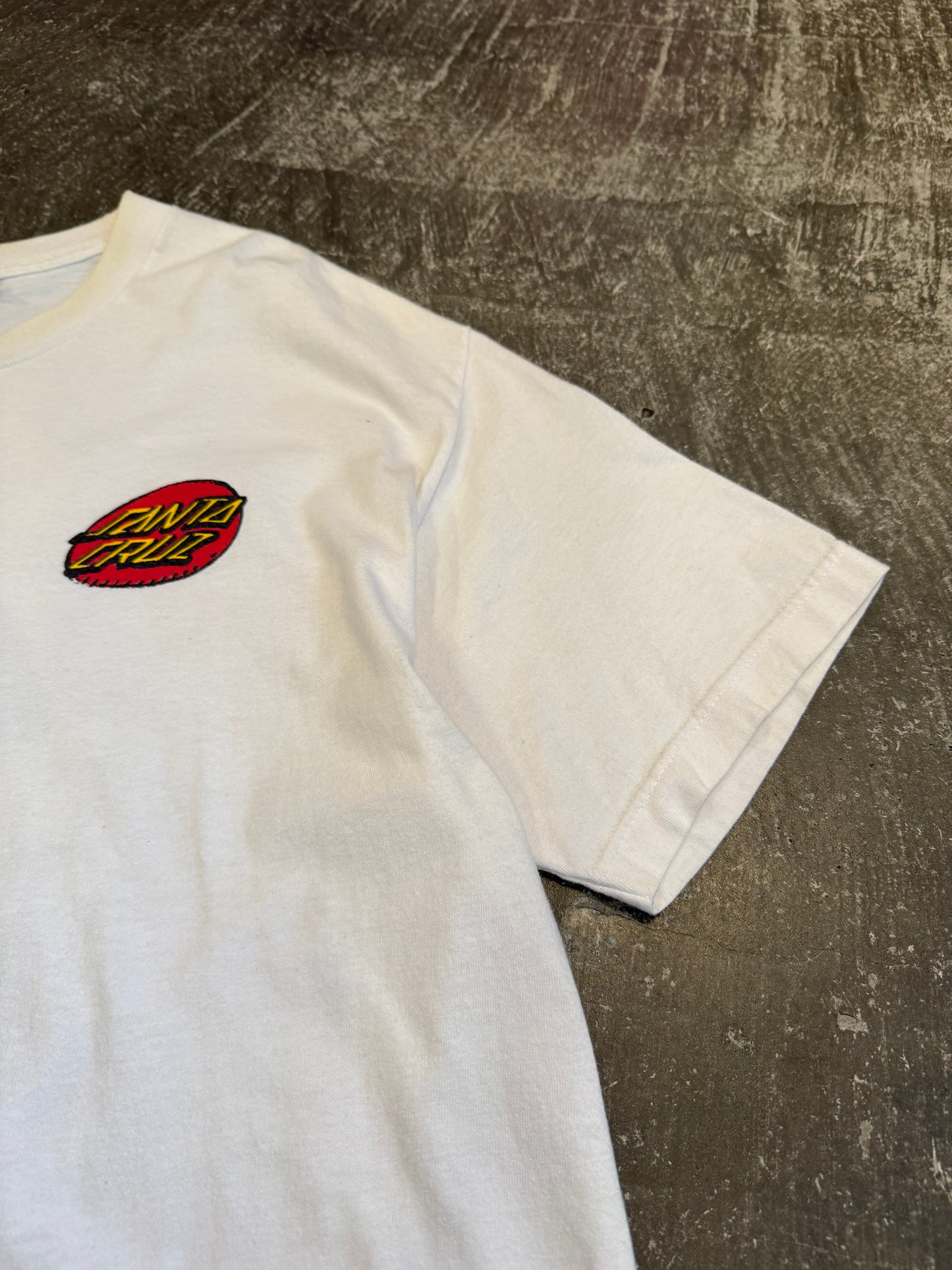 Vintage SANTA CRUZ White Cotton Tee Size L