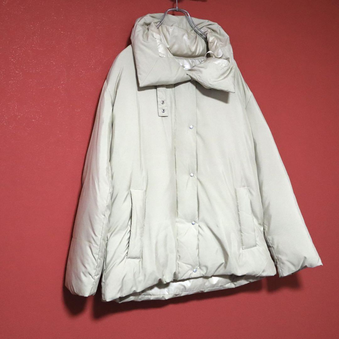 Vintage PLEATS PLEASE ISSEY MIYAKE Beige Turtleneck Size 4