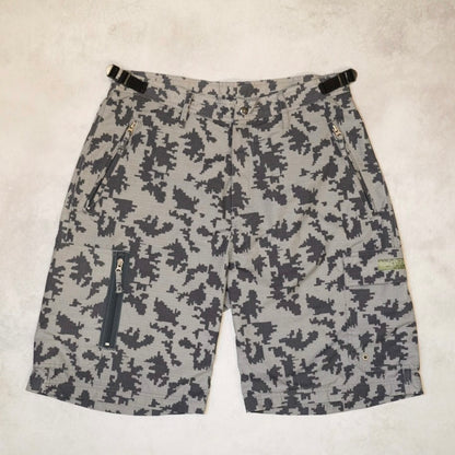 STUSSY 00s Digital Camo Polyester Size L