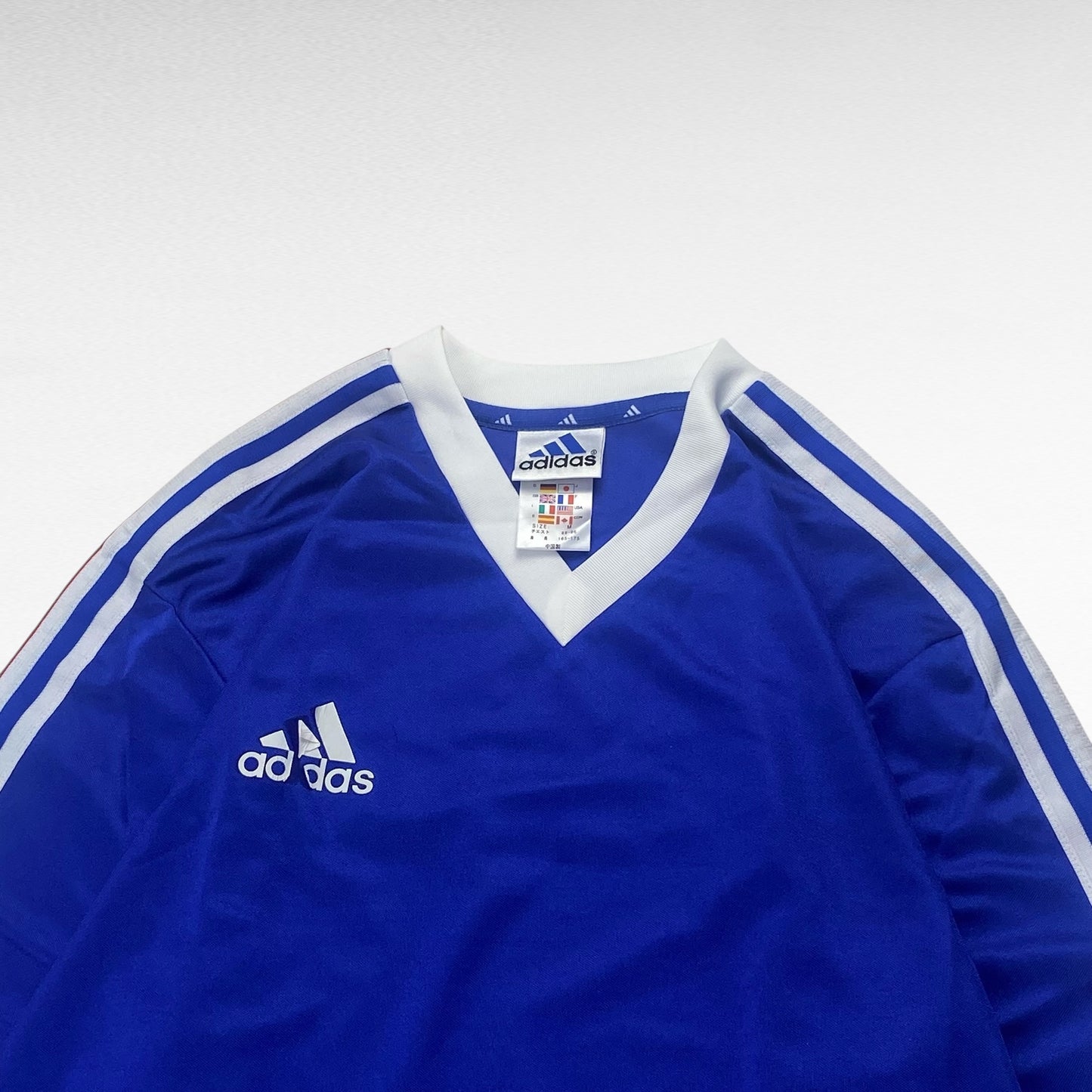 Adidas 00s Size M