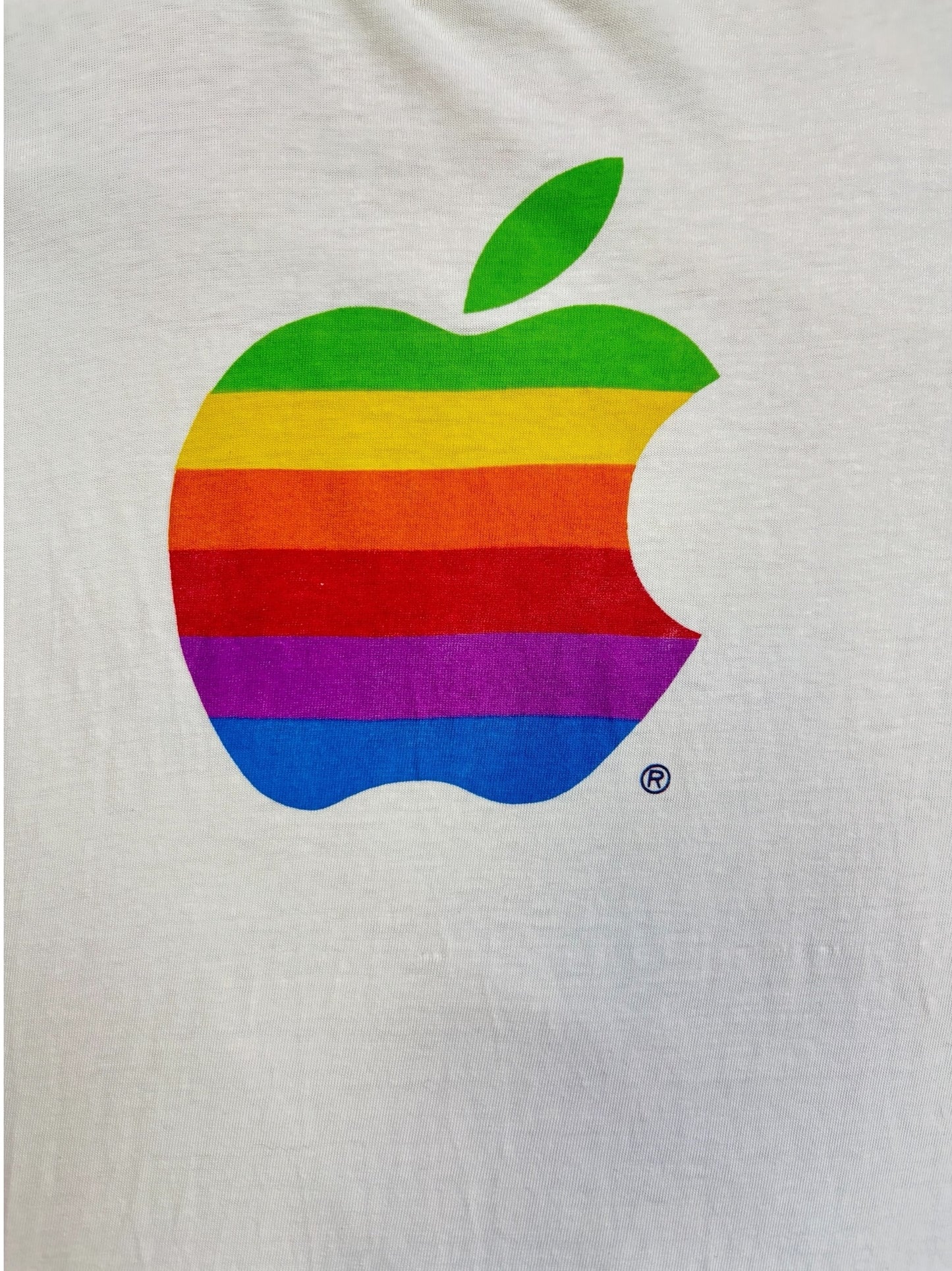 Apple 90s Rainbow Logo The Mac Zone Back Print Tee Size XL