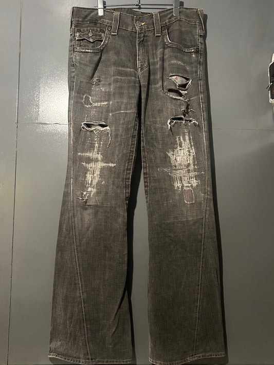 TRUE RELIGION Gray Distressed Jeans Size 32×33