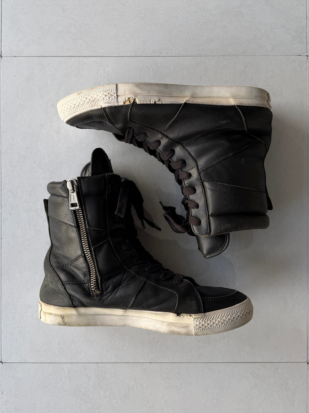 Moonage Devilment Leather High-cut Sneakers