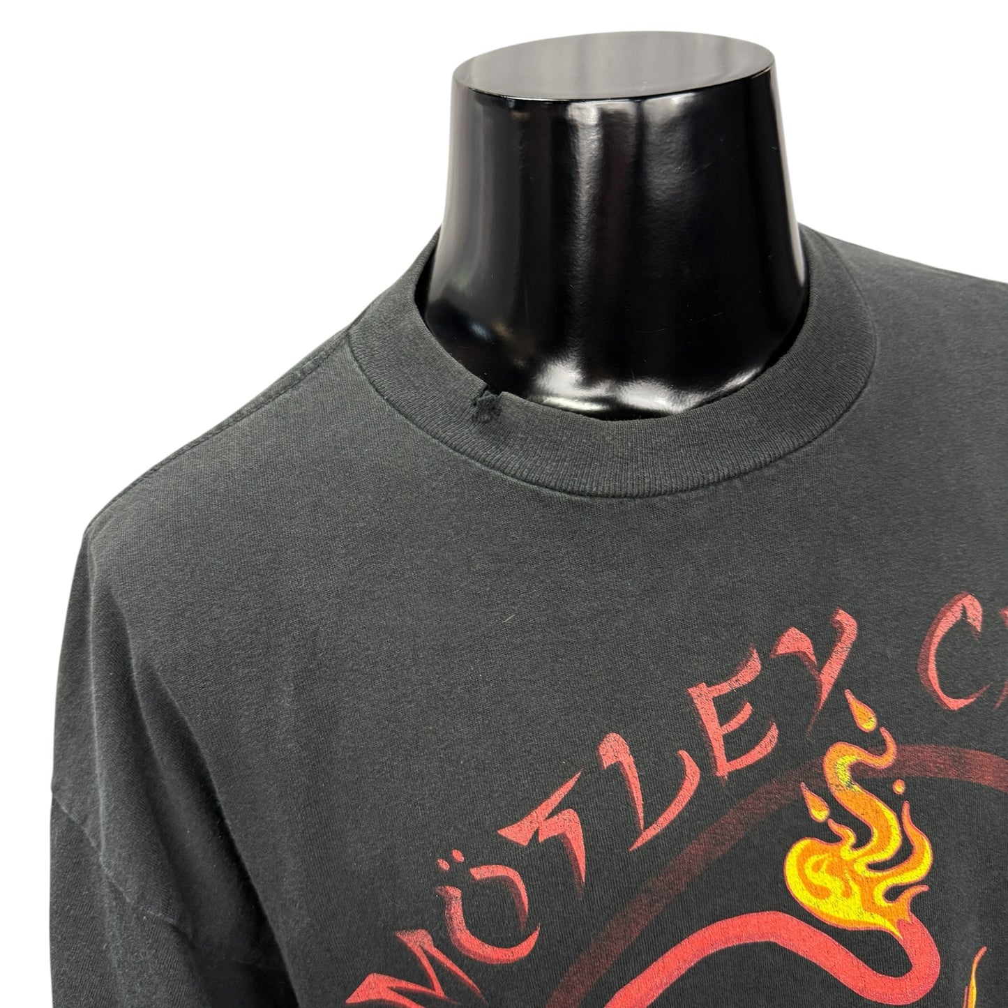 MOTLEY CRUE 2000 New Tattoo Tour Graphic T-Shirt Size XL