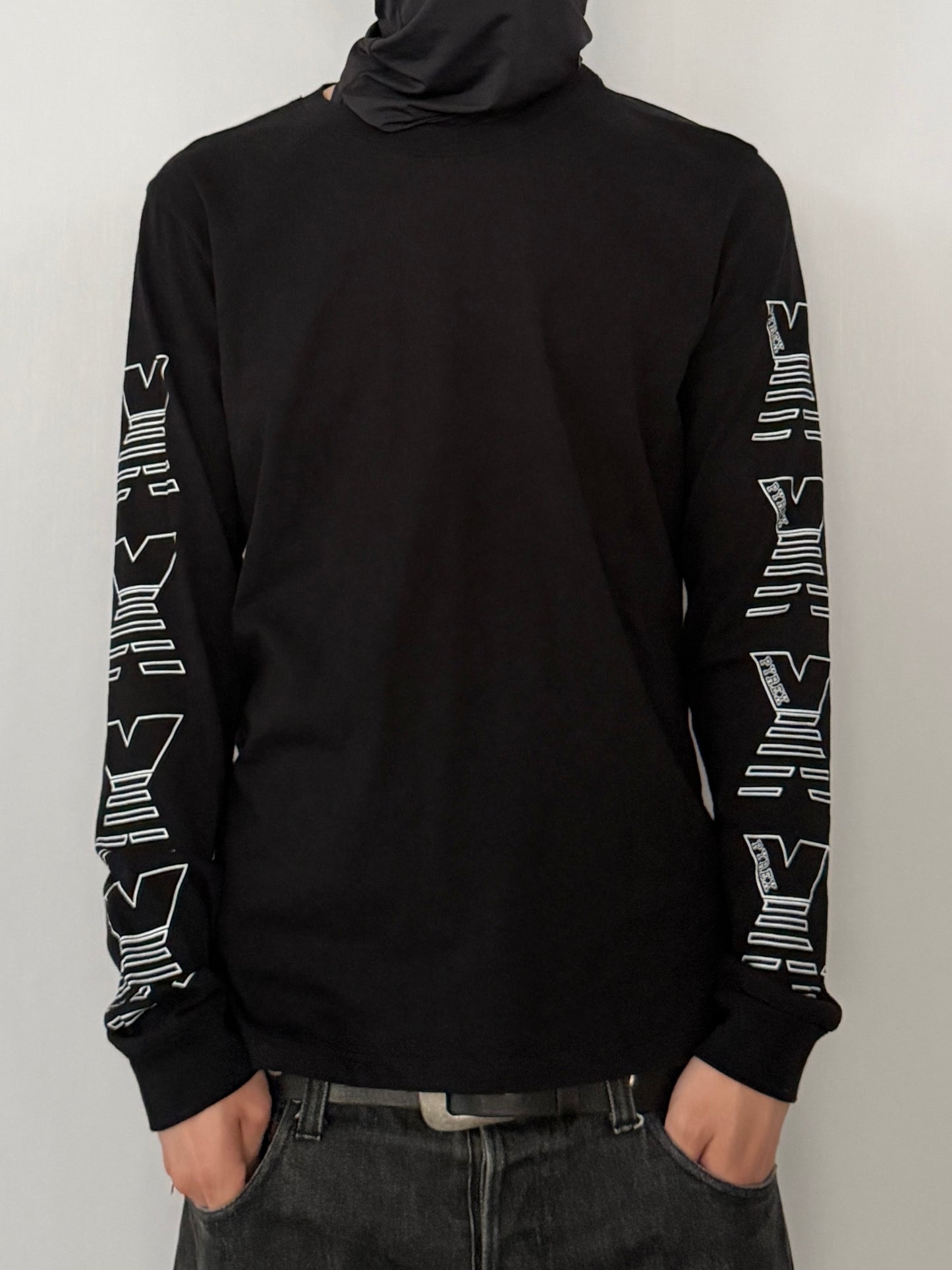 Vintage PYREX Black Long Sleeve Tee Size S