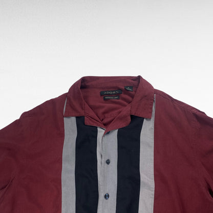 Axist 90s Shirt Size XL