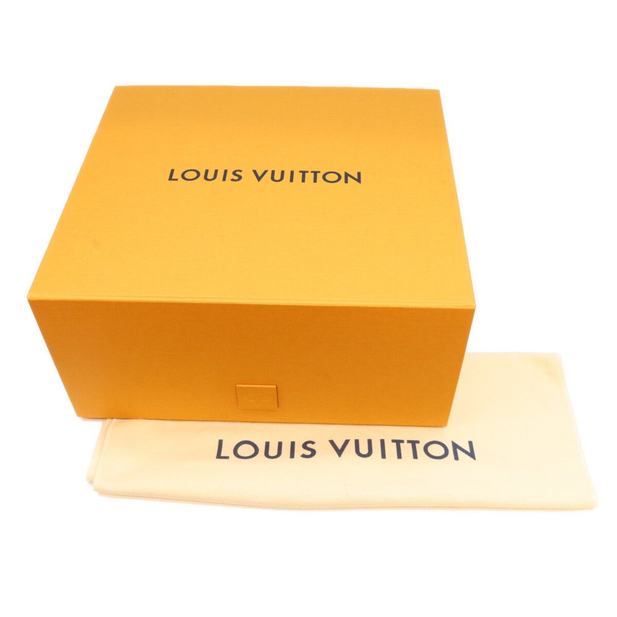 LOUIS VUITTON Monogram Eclipse Keepall Bandouliere Bag Khaki