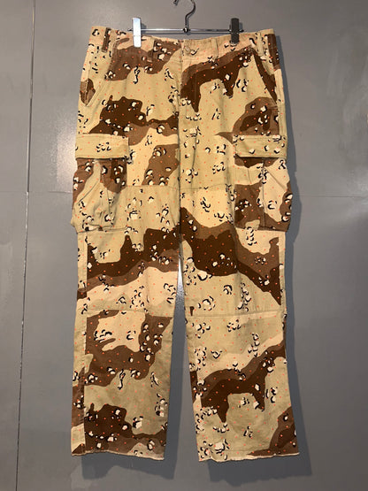SWAGGER Choco Chip Camo Cargo Pants Size 32