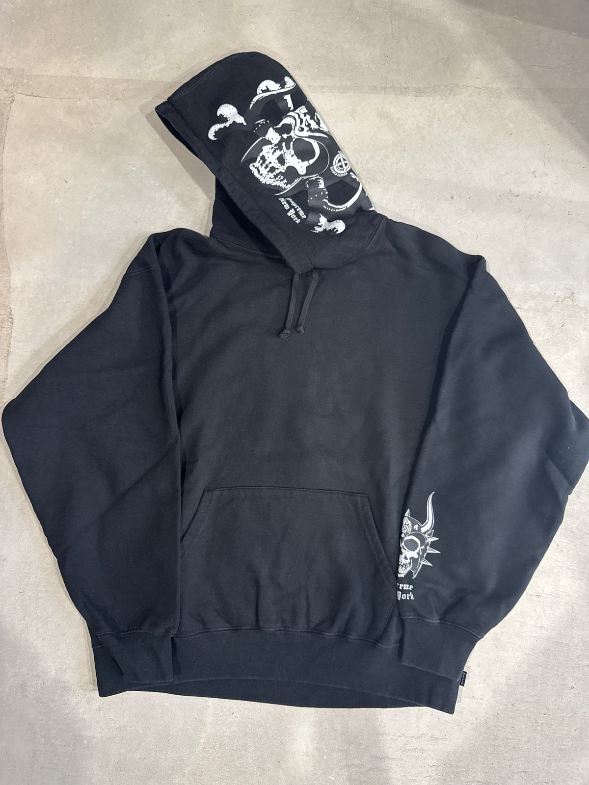 Supreme Bounty Hunter Hoodie Black Size L