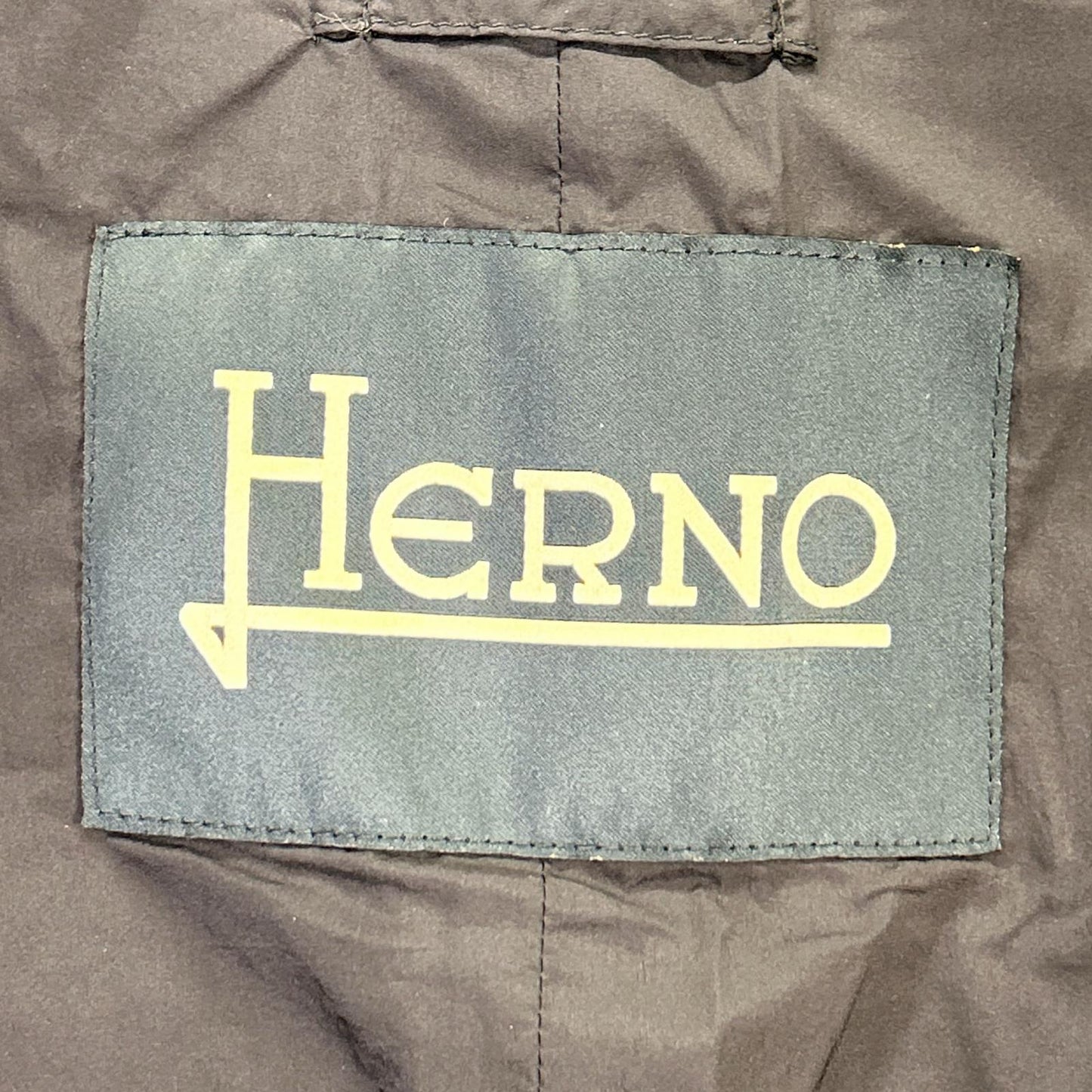 HERNO Black Light Down Vest