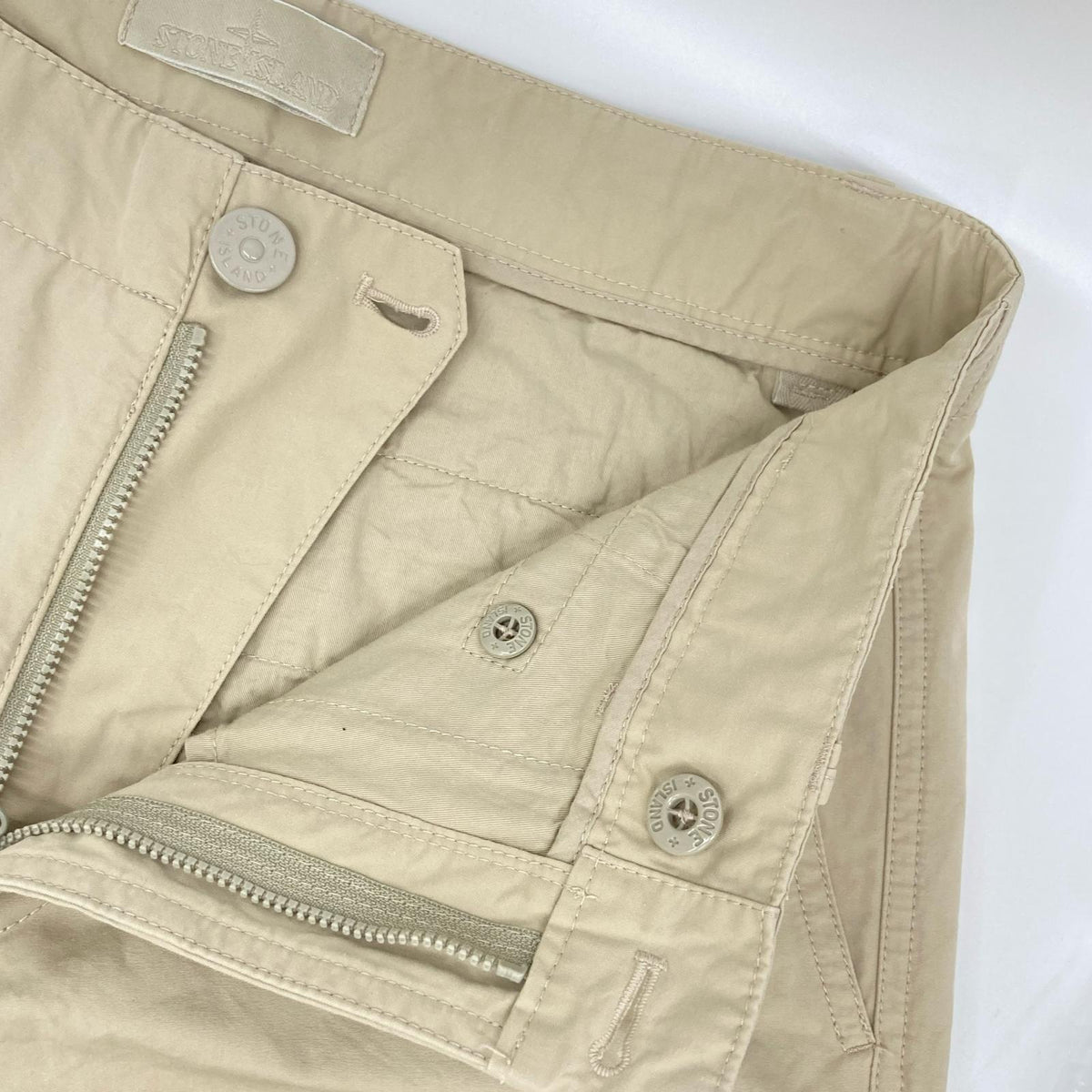 STONE ISLAND Ghost Pieces Waterproof Pants Beige Size 30