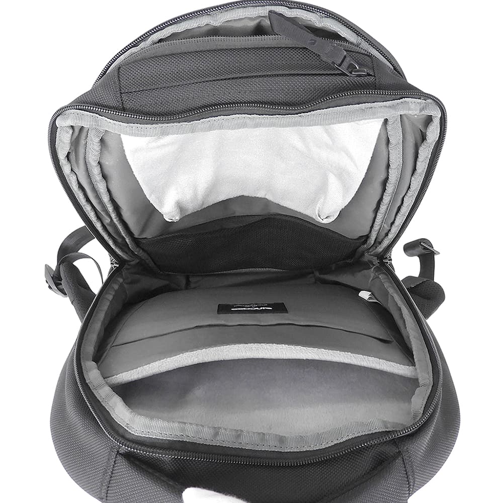 incase Tracks 18L Black Backpack Size ONE SIZE