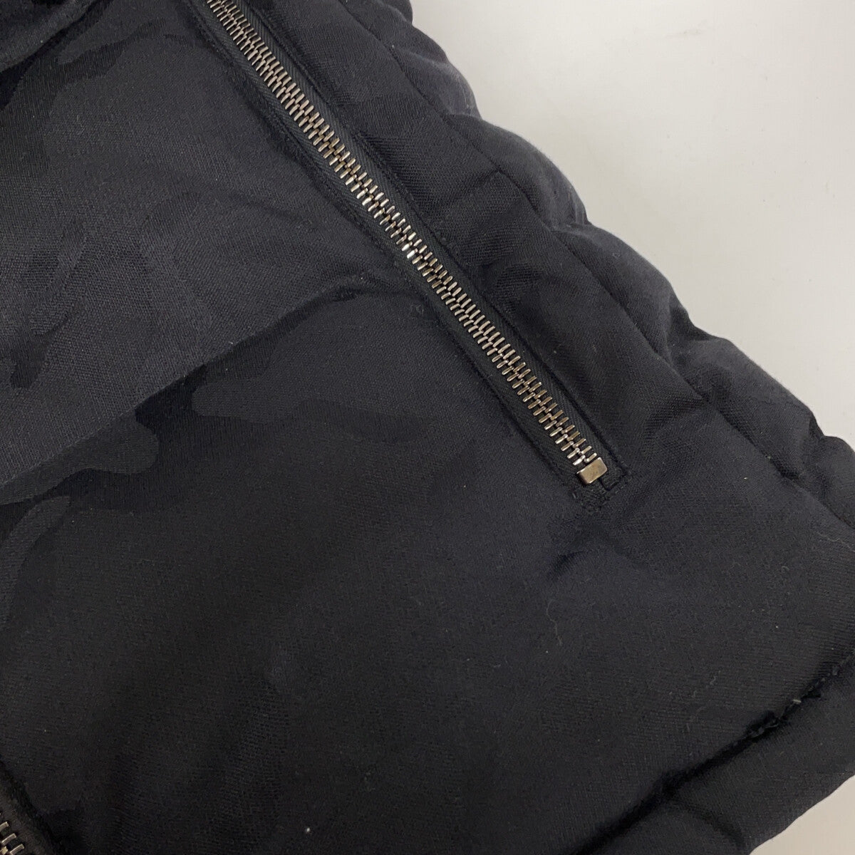 jun hashimoto Black 3-Way Camo Jacquard Down Vest Size 3