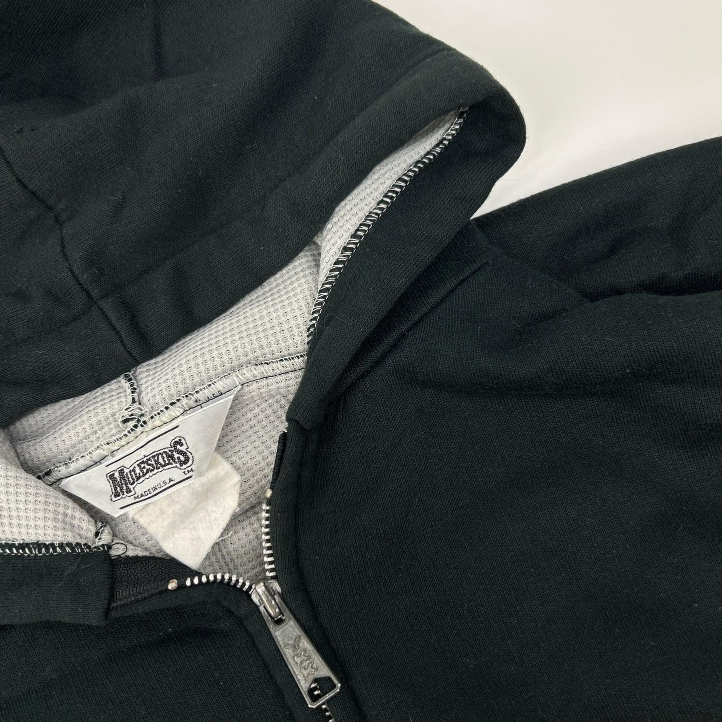 MULESKINS Black 80s Vintage Thermal Full Zip Hoodie Sandals
