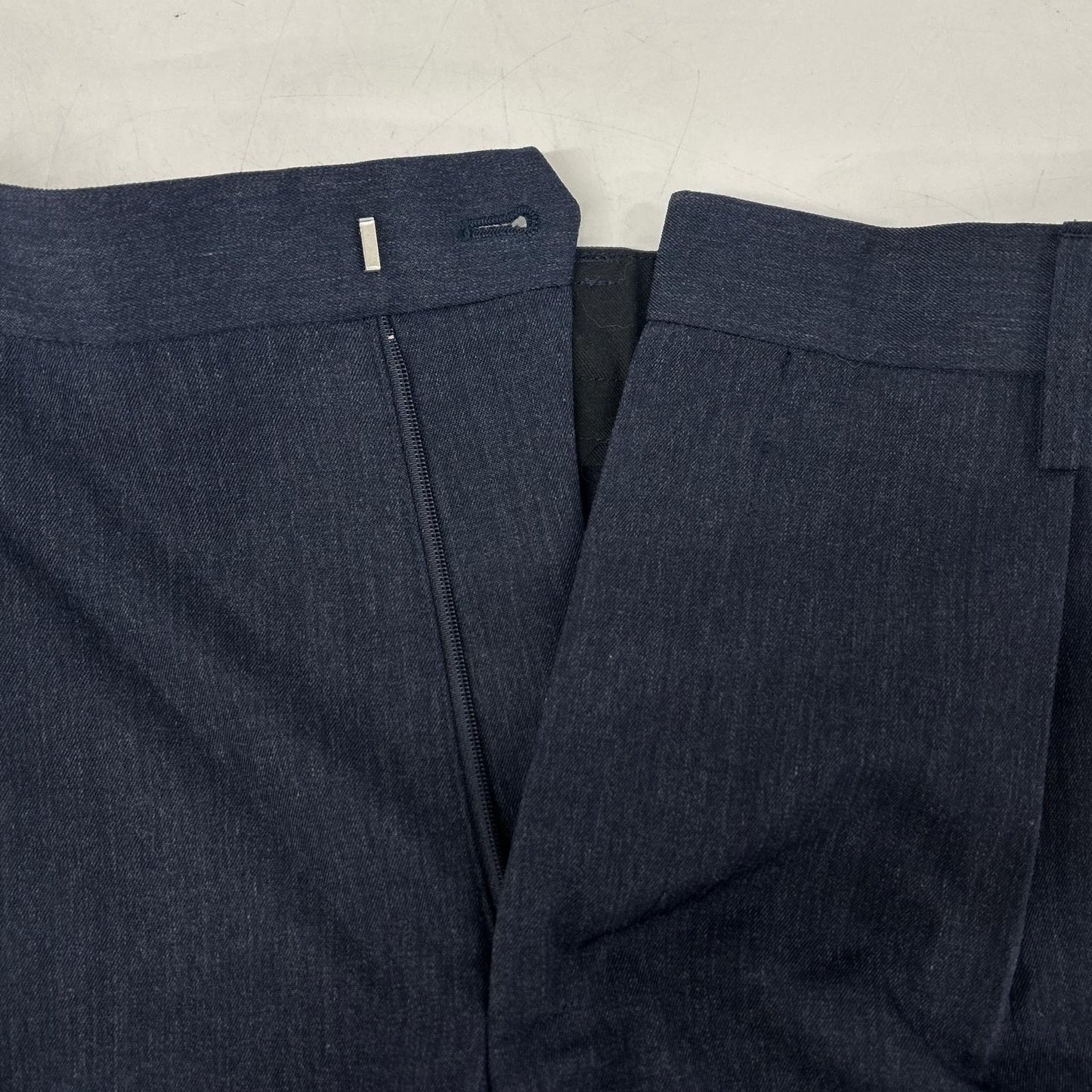 Kolor 19WCM-P14111 Navy High-Density Wool Gabardine Size 5