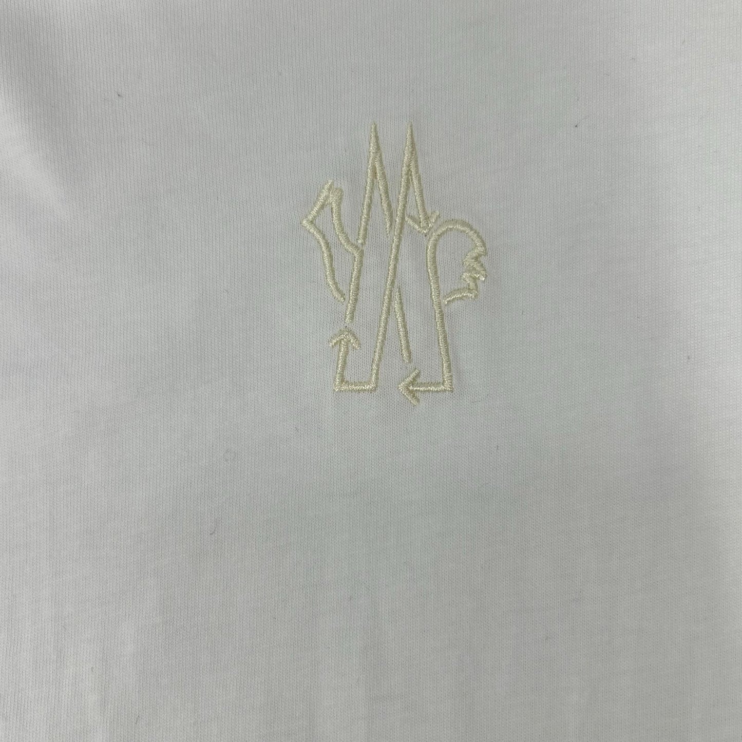 MONCLER 23SS Cotton Front Logo T-Shirt White Size L
