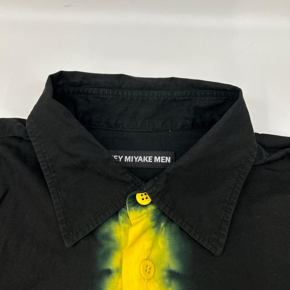 ISSEY MIYAKE MEN 12AW Black Yellow Dyed Shirt Size 3