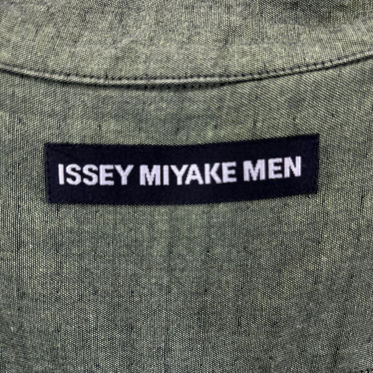 ISSEY MIYAKE MEN 16SS Collarless Shirt Green Size 3