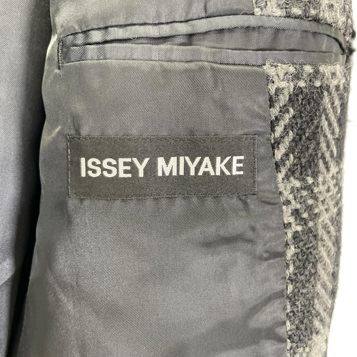 ISSEY MIYAKE 11AW Wool Shawl Collar Coat Black Size 2