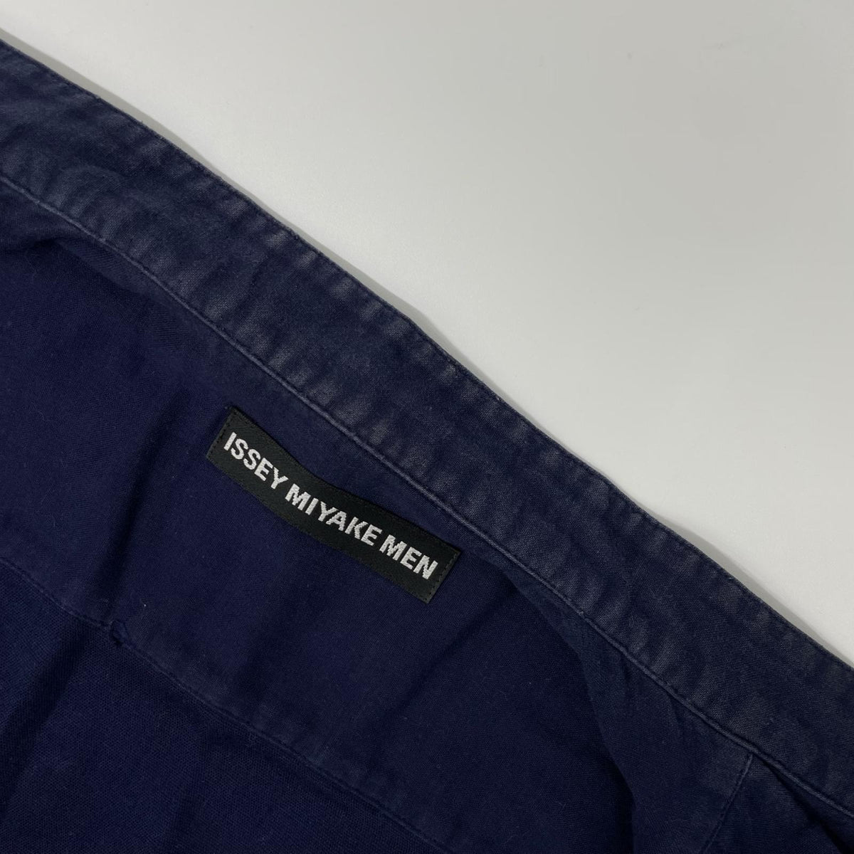 ISSEY MIYAKE MEN ME61FJ013 Band Collar Shirt Navy Size 3
