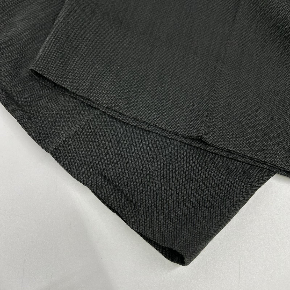 ISSEY MIYAKE MEN Wrinkle Processed Bottoms Gray Size 4