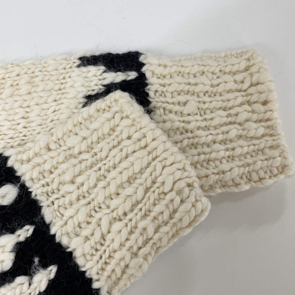 MONCLER MAGLIONE Wool Side Zip Knit White/Black Size S