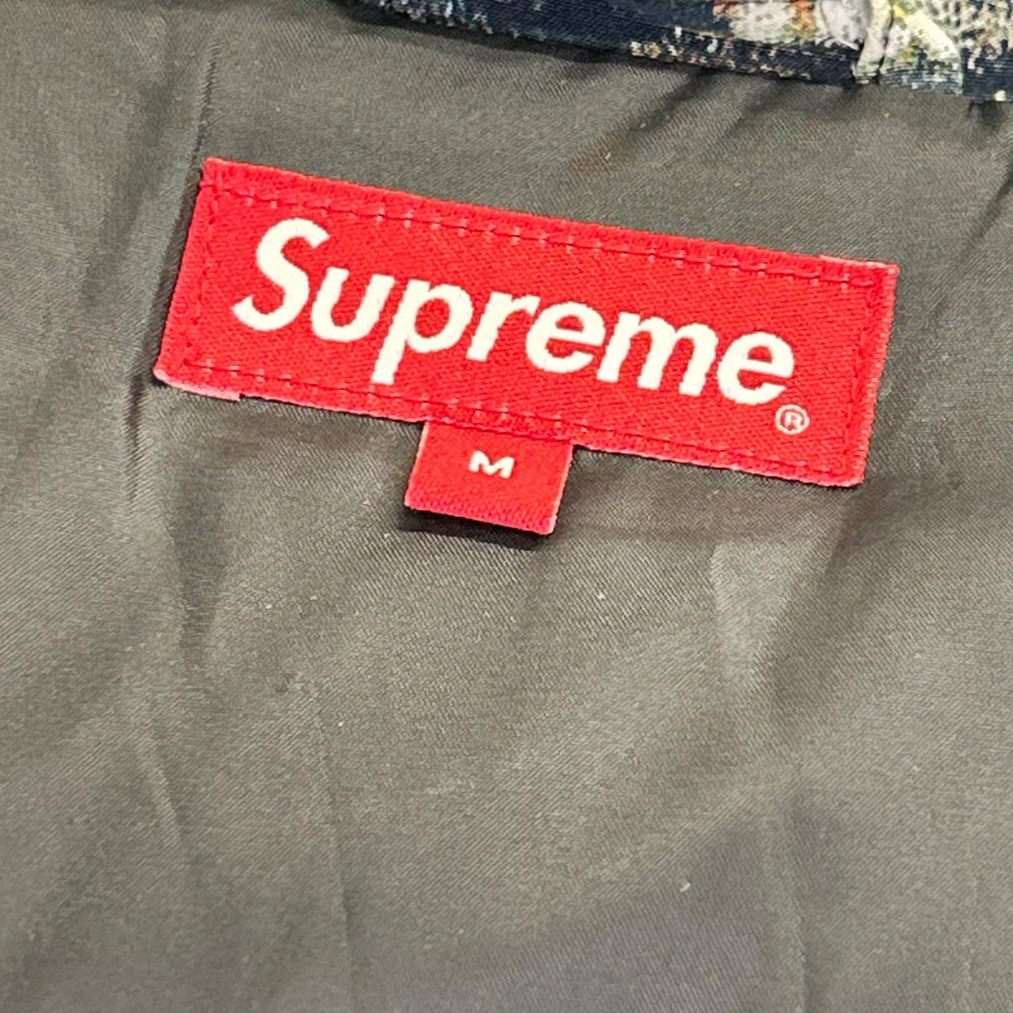 Supreme 20SS City Lights Puffy Jacket Navy Size M