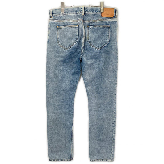 LOUIS VUITTON 24 Indigo Washed Slim Jeans Size 33