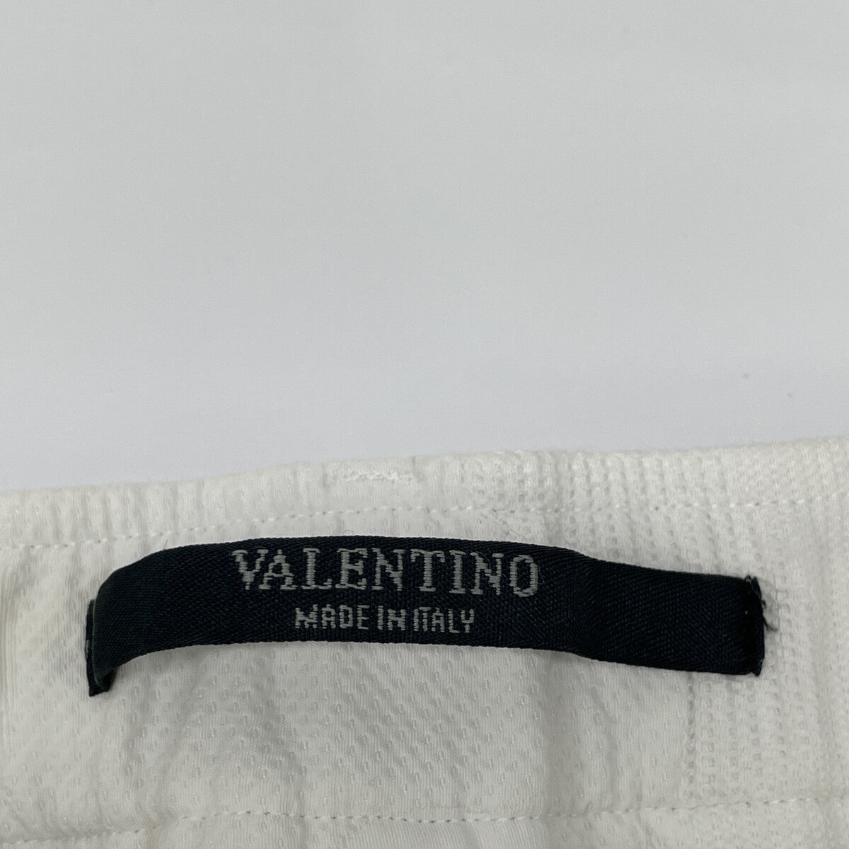 VALENTINO White Camo Bermuda Cotton Pants Size 46