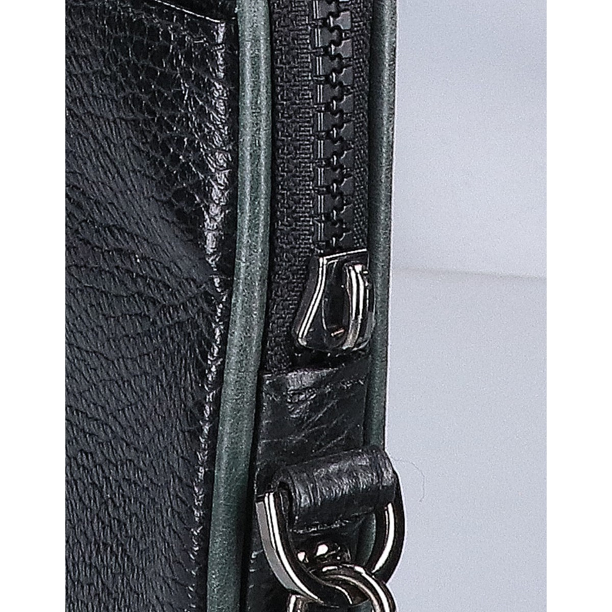 a.testoni Leather Vertical Crossbody Bag Black/Green
