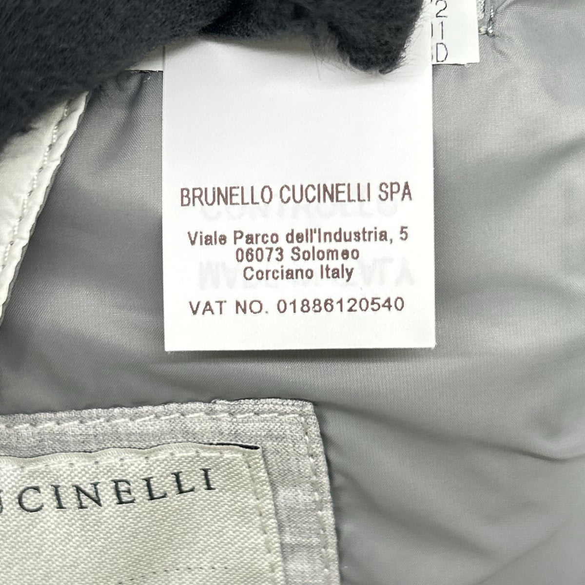 BRUNELLO CUCINELLI Ivory Down Vest Size M