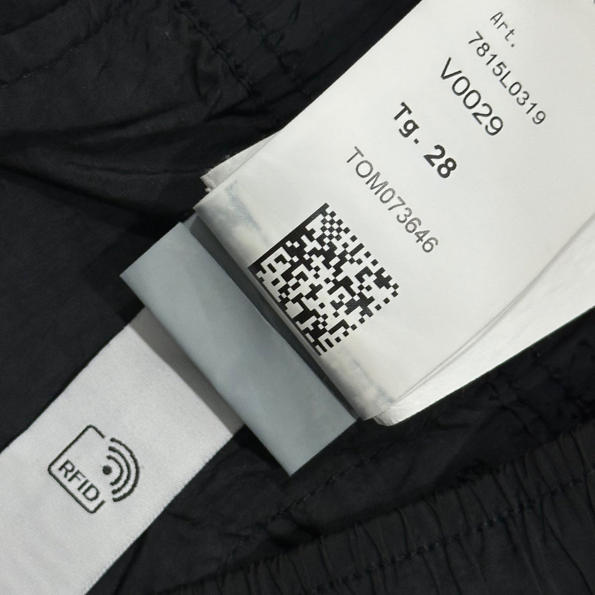 STONE ISLAND 23SS Nylon Metal Bermuda Shorts Black Size W28