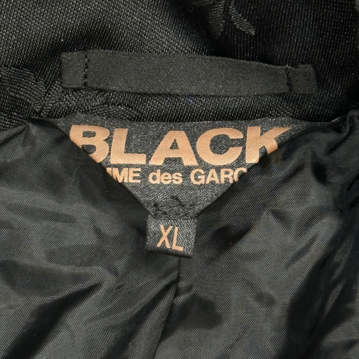 BLACK COMME des GARCONS 17AW Rose-Embellished Jacket Size XL