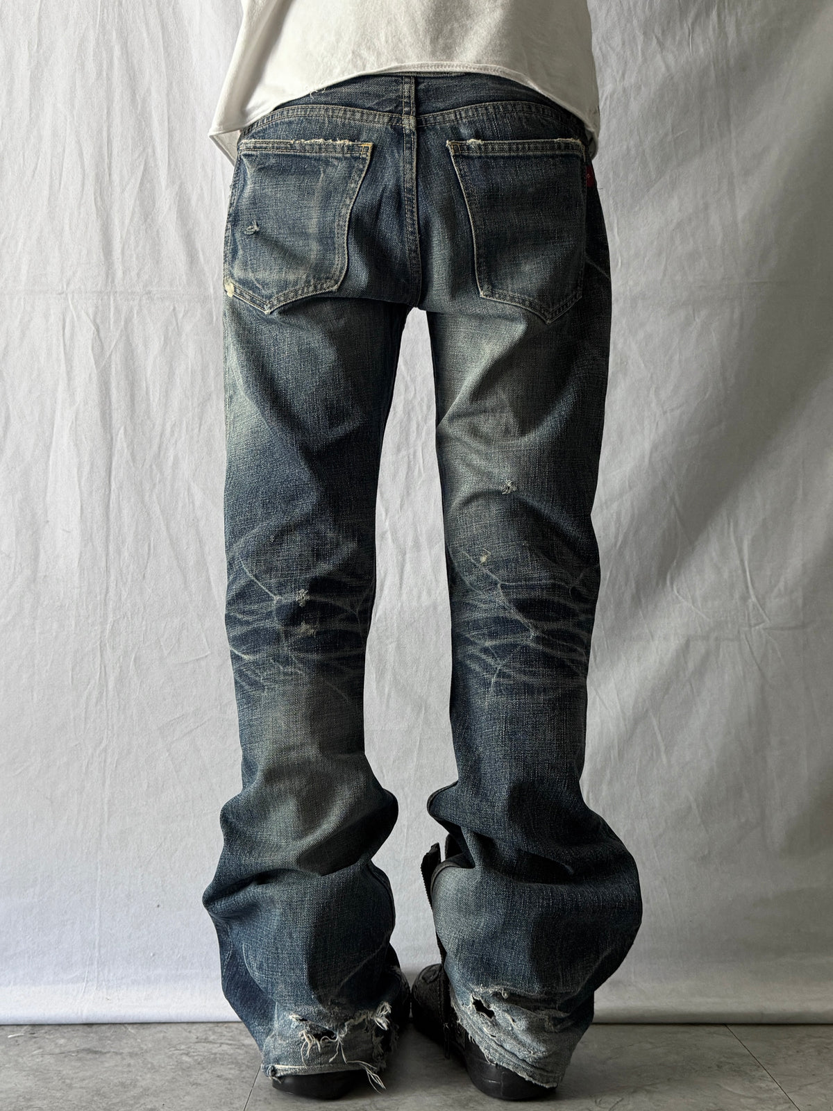 BACK BONE Worn Indigo Flared Jeans