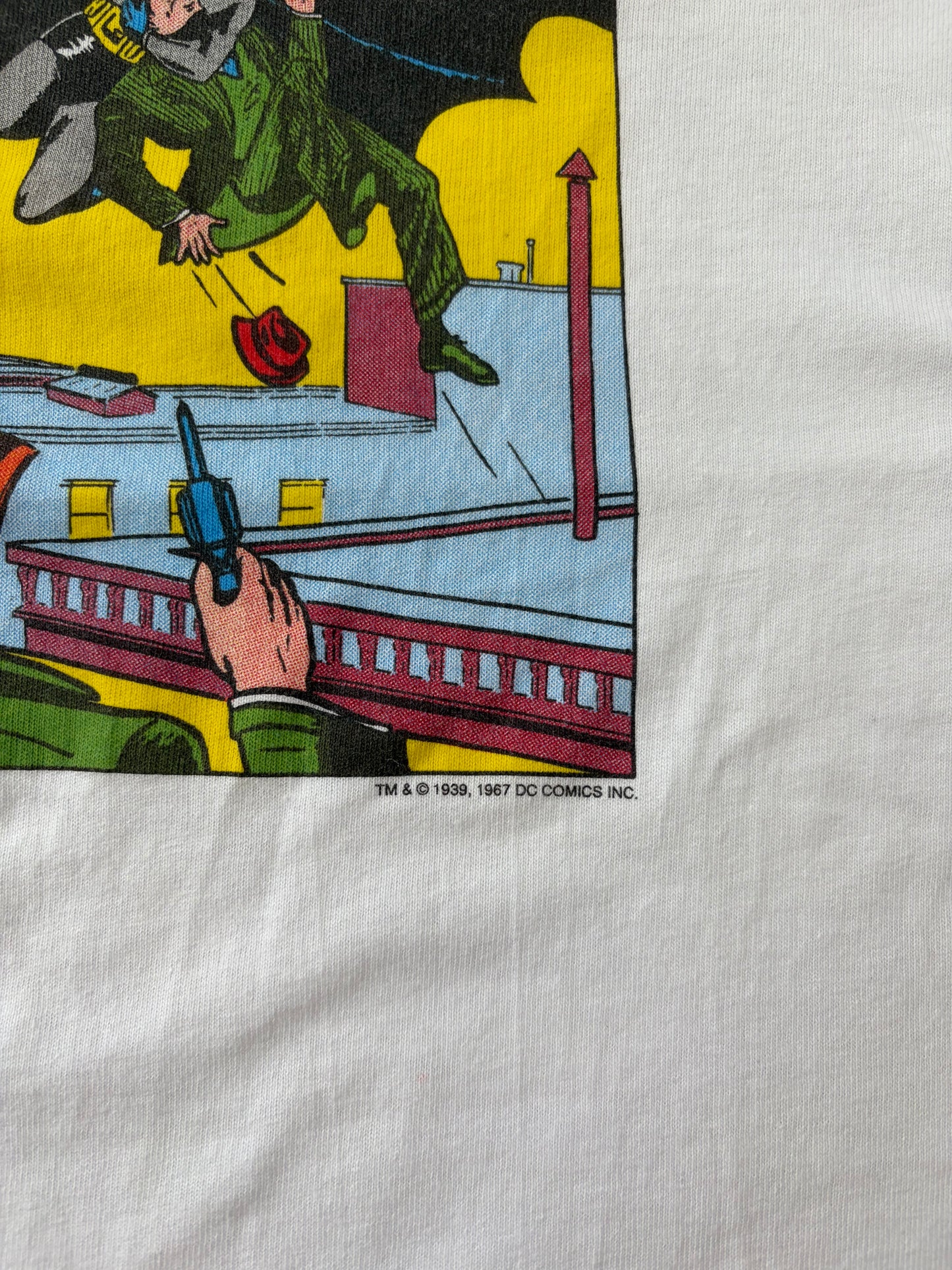 The BATMAN Detective Comics No. 27 90s Vintage Tee Size L