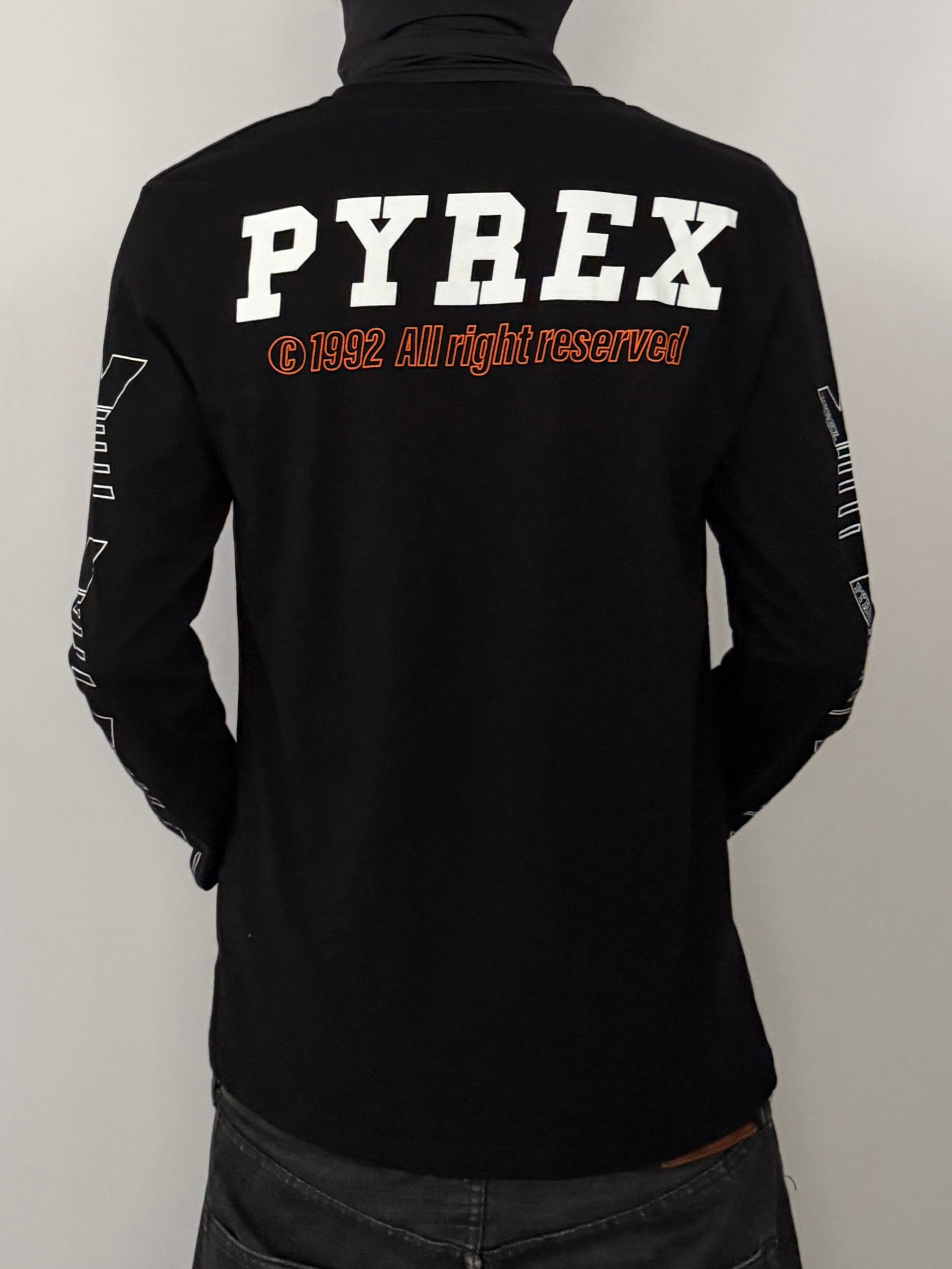 Vintage PYREX Black Long Sleeve Tee Size S