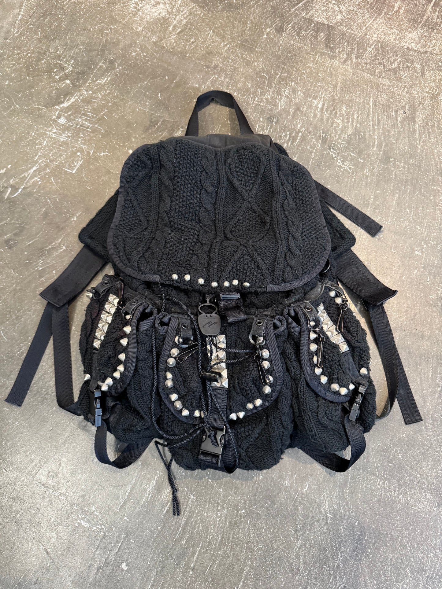 undercover Black Cotton Wool Size FREE