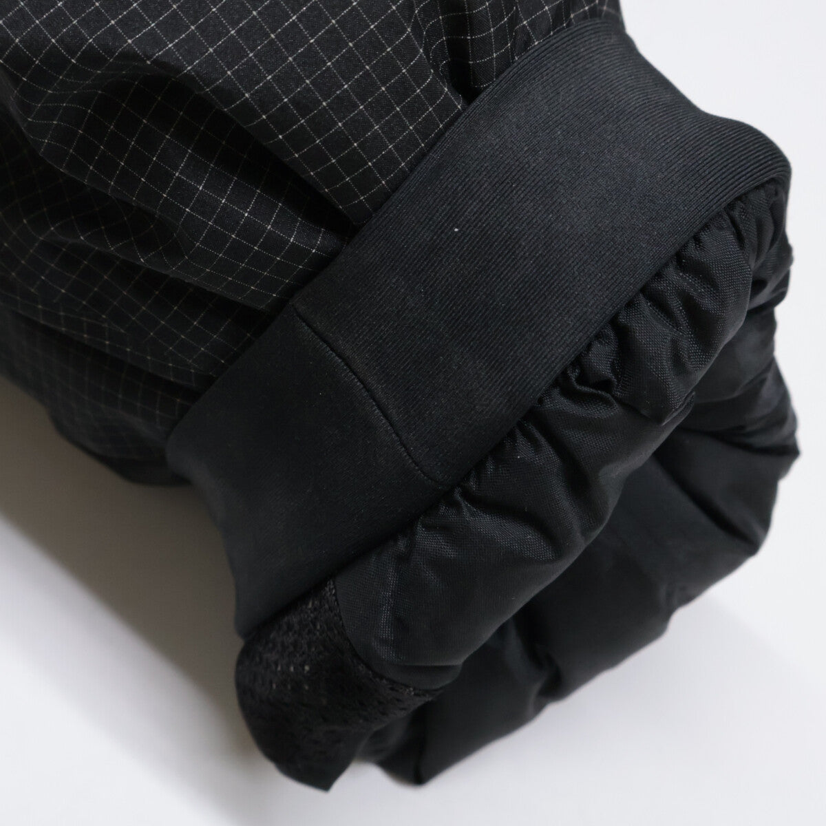 ARC'TERYX 23 Alpha Parka Jacket Black Size S