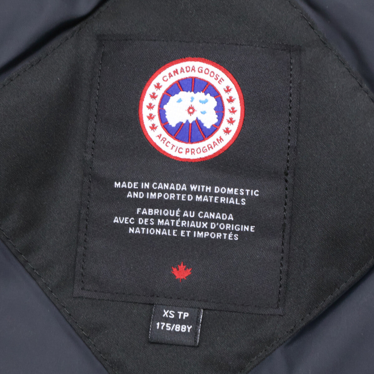 CANADA GOOSE Chateau Parka Down Jacket Black Size XS