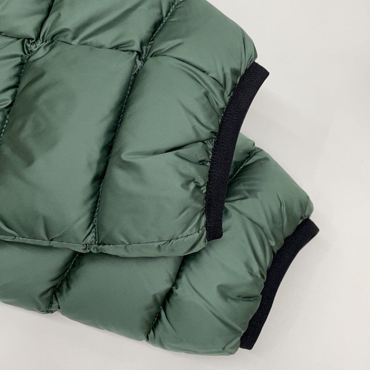 CAPE HORN SHINY CLIPPER Nylon Hooded Jacket Green Size 52