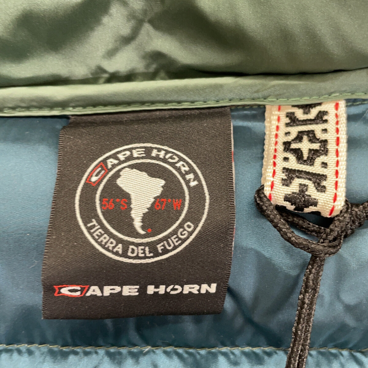 CAPE HORN SHINY CLIPPER Nylon Hooded Jacket Green Size 52