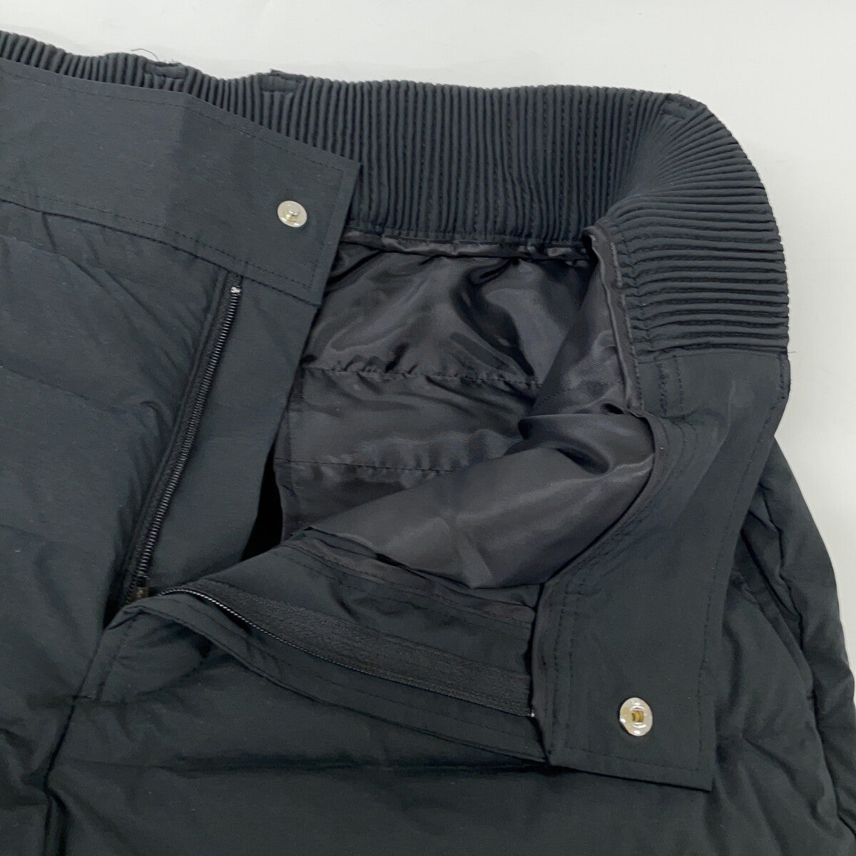 1piu1uguale3 GOLF Down Back Zip Easy Pants Black Size VII