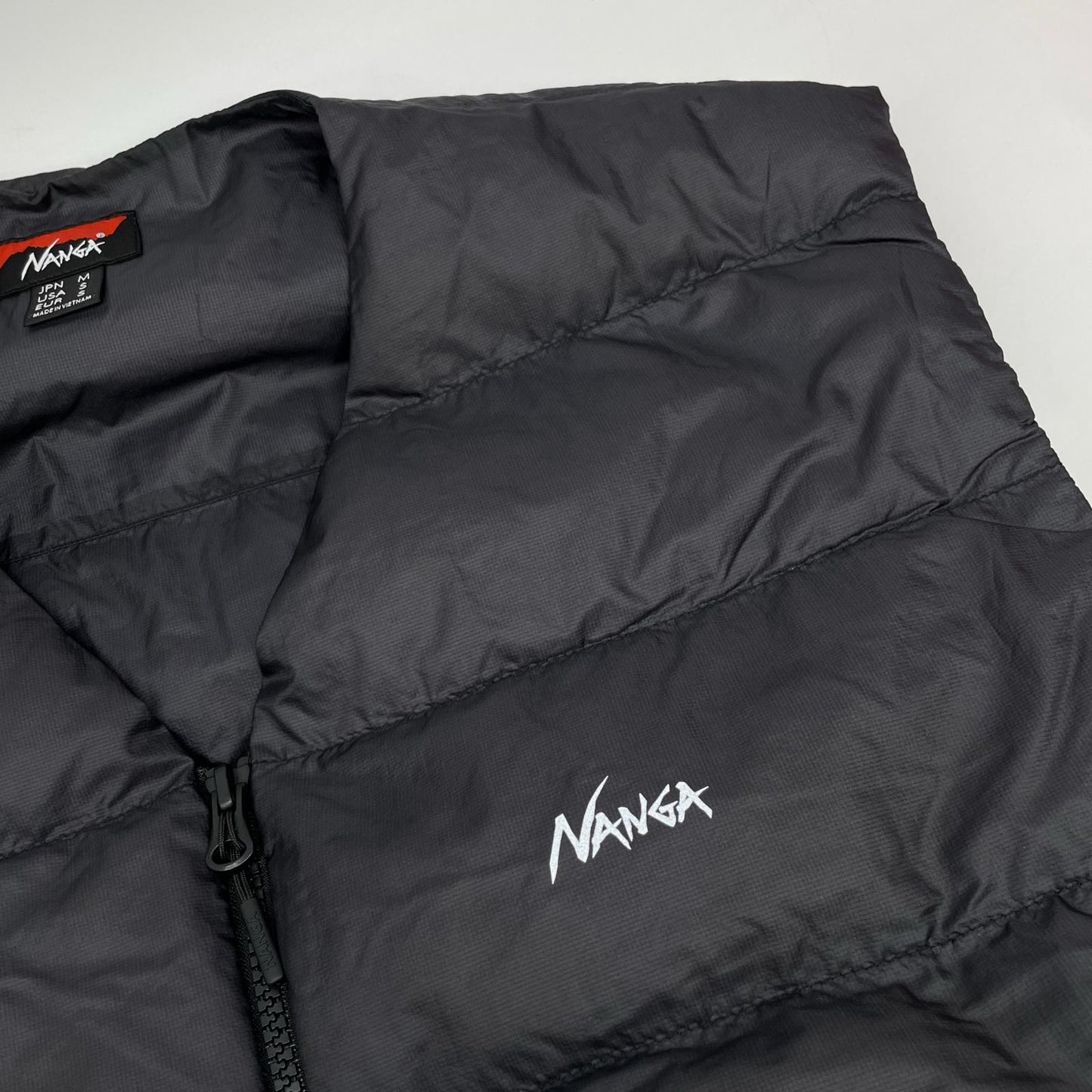 NANGA N2600-0K009D Sheer Down Vest Black Size M